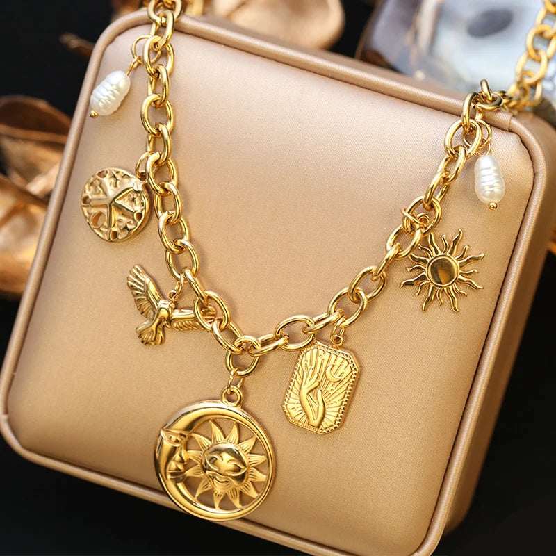 Collier Pendentif Étoile de Mer, Lune & Soleil™