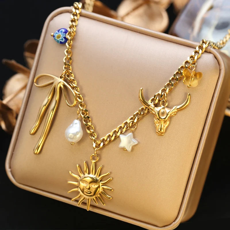 Collier Pendentif Étoile de Mer, Lune & Soleil™